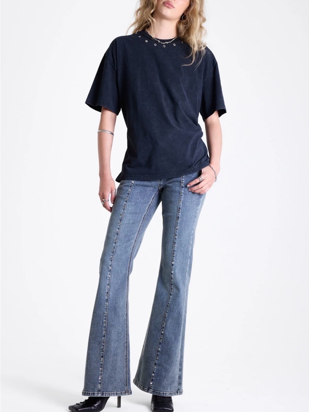The Ragged Priest RUNAWAY SEAM DETAIL STUDDED FLARE JEANS - Picture 3 of 7
